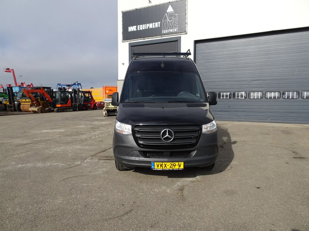 Mercedes-Benz Sprinter 906BB35