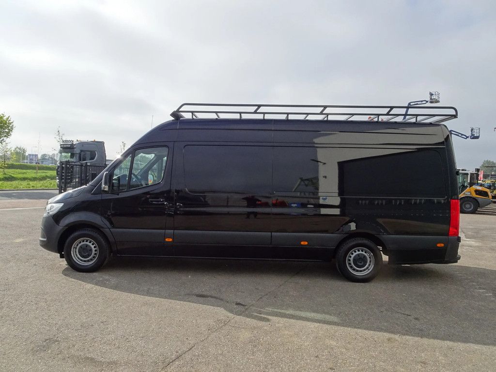Mercedes-Benz Sprinter 906BB35