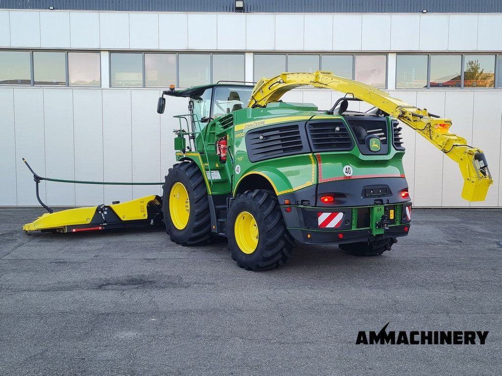 John Deere 9900