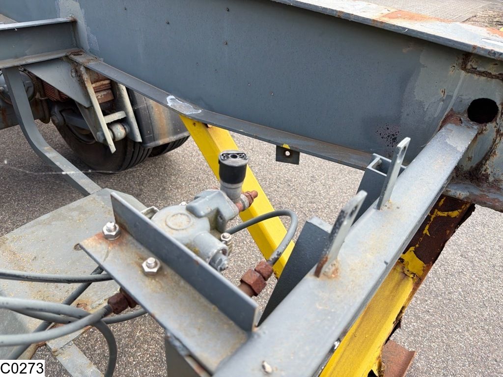 Pacton Container 20 FT, Steel spring