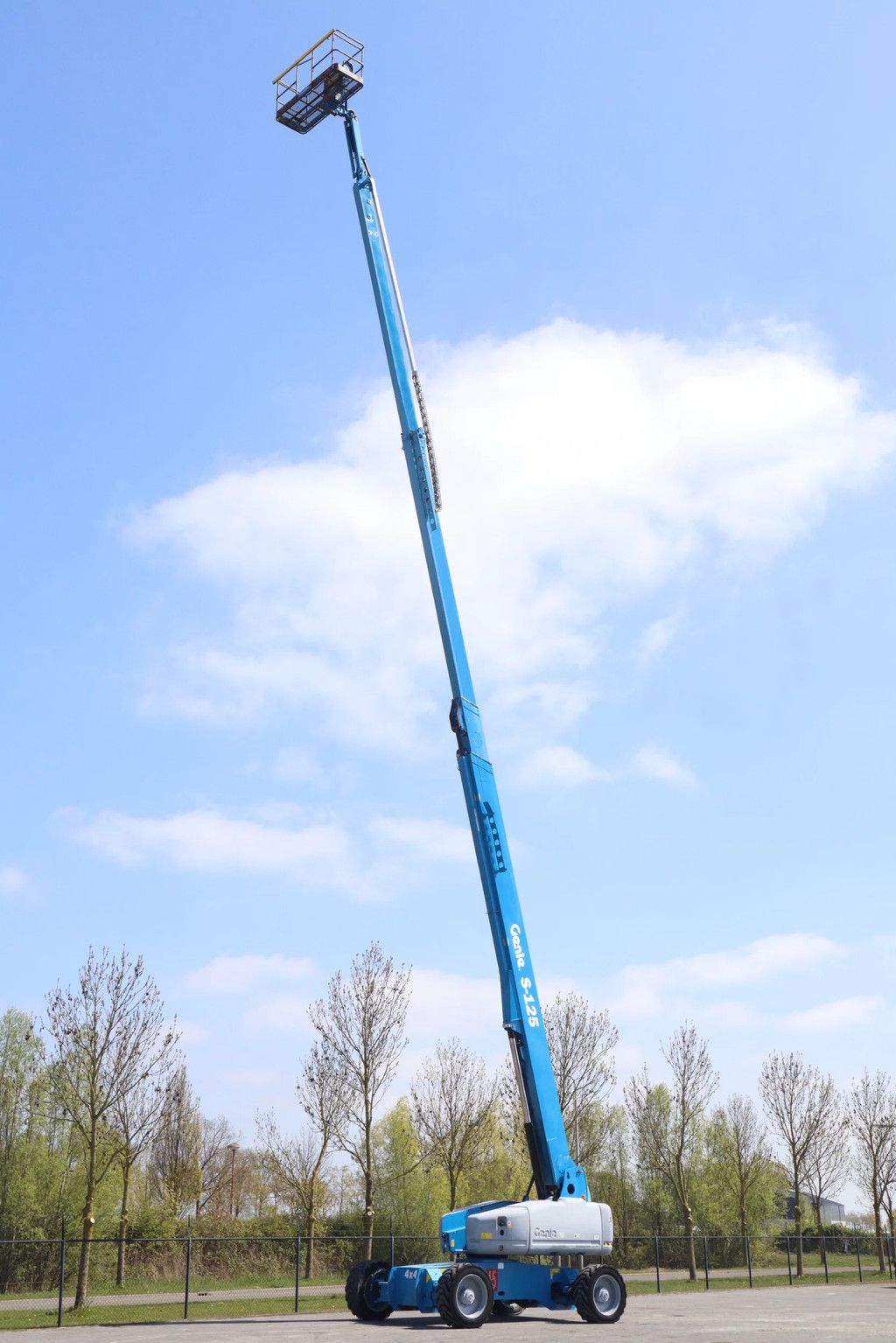 Genie S-125 | 40 METER | 227 KG