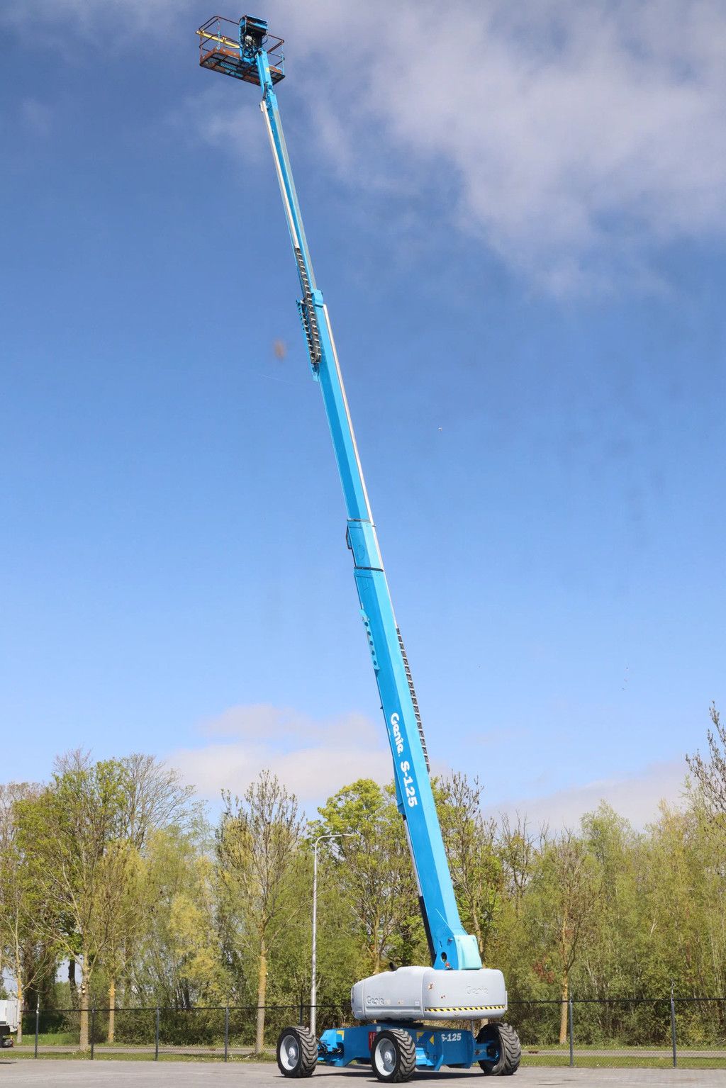 Genie S-125 | 40 METER | 227 KG
