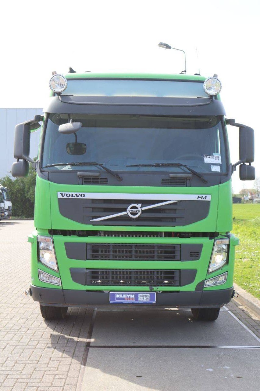 Chassis Cabin Volvo FM410 Diesel 413PK 2013