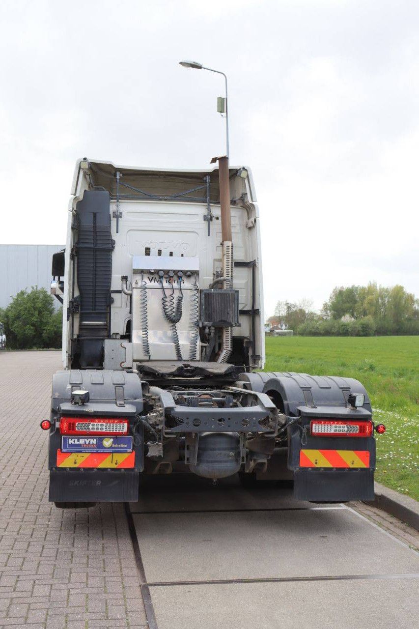 Fahrgestell mit Fahrerhaus Volvo FH500 Diesel 503PK 2020