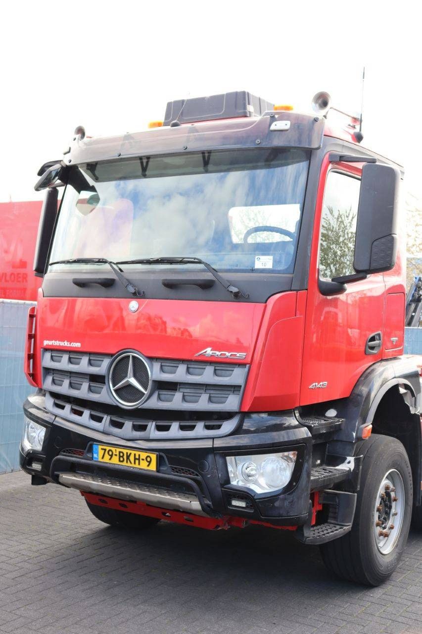 Hooklift system Truck Mercedes-Benz AROCS Diesel 429hp 2018