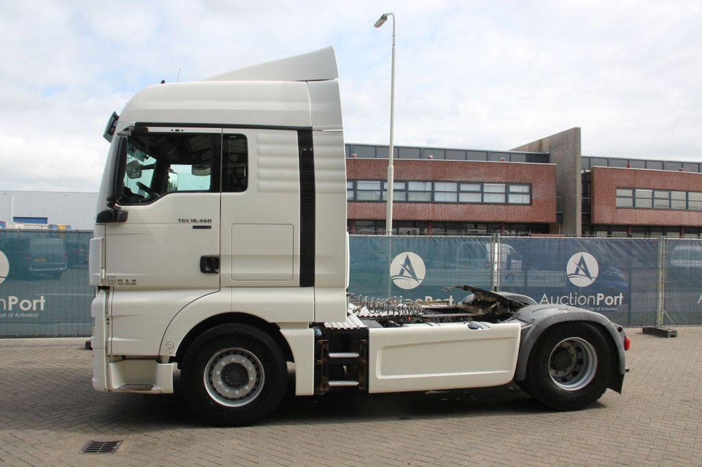 Fahrgestell mit Fahrerhaus MAN TGX18-460 Diesel