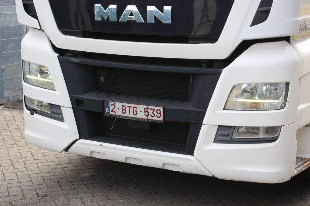 Fahrgestell mit Fahrerhaus MAN TGX18-460 Diesel