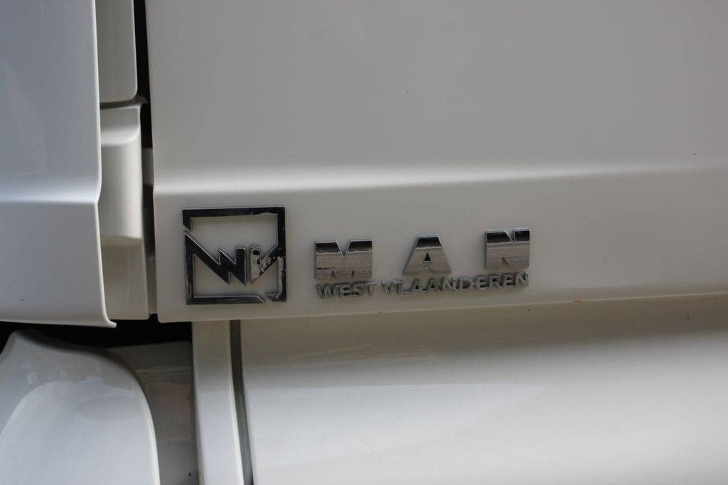 Fahrgestell mit Fahrerhaus MAN TGX18-460 Diesel