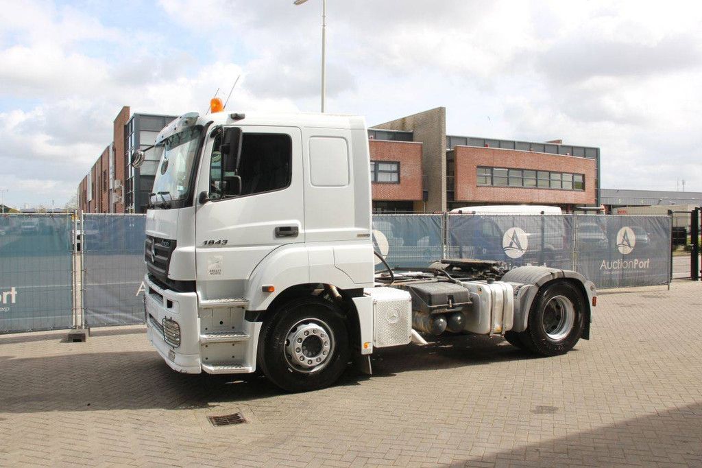 Chassis Cabin Mercedes-Benz M1843LSN-36P Diesel