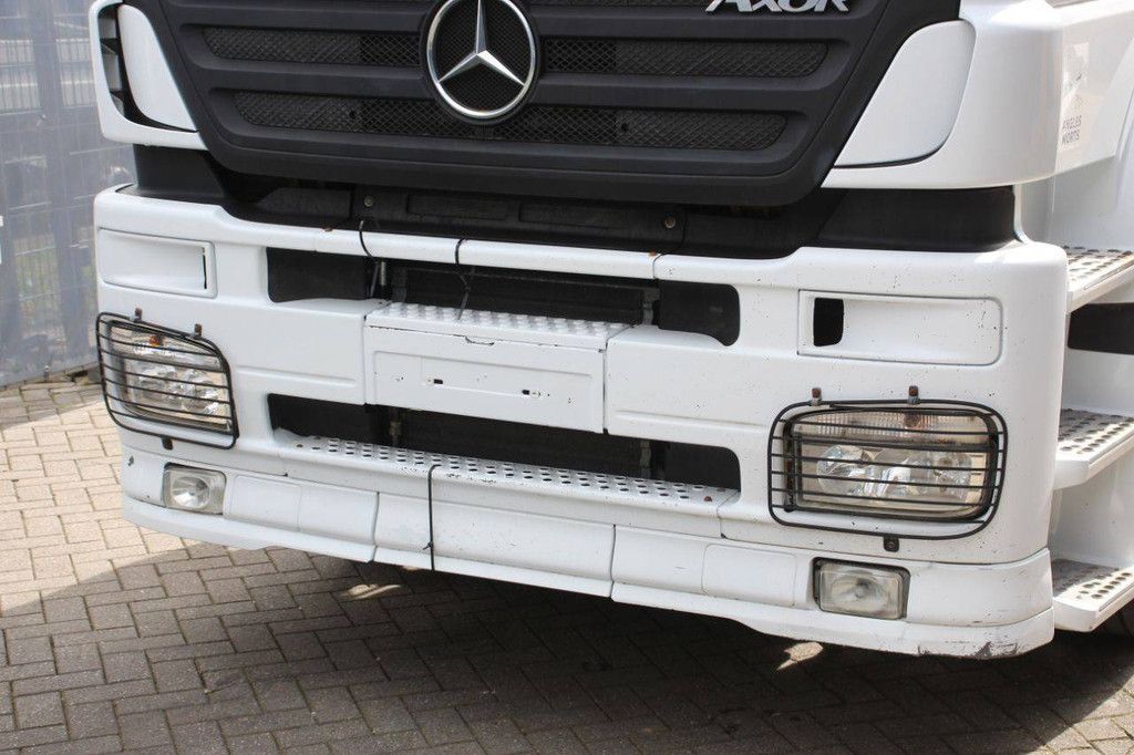 Chassis Cabin Mercedes-Benz M1843LSN-36P Diesel