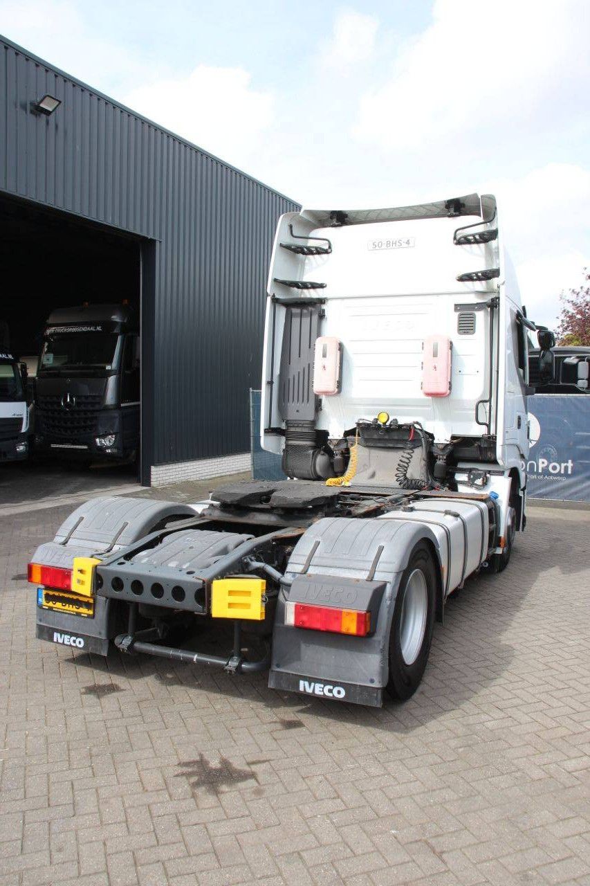 Fahrgestell mit Fahrerhaus Iveco Stralis Diesel 421PK 2019