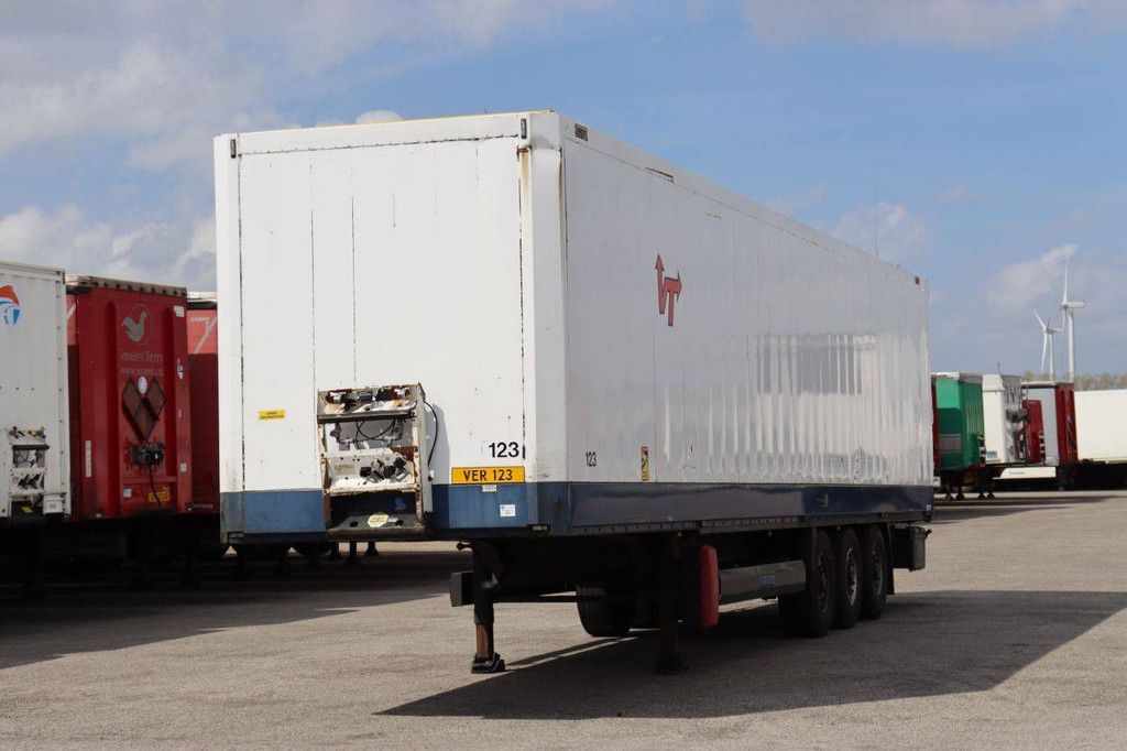 Gesloten Oplegger Krone SD 36000kg 2011