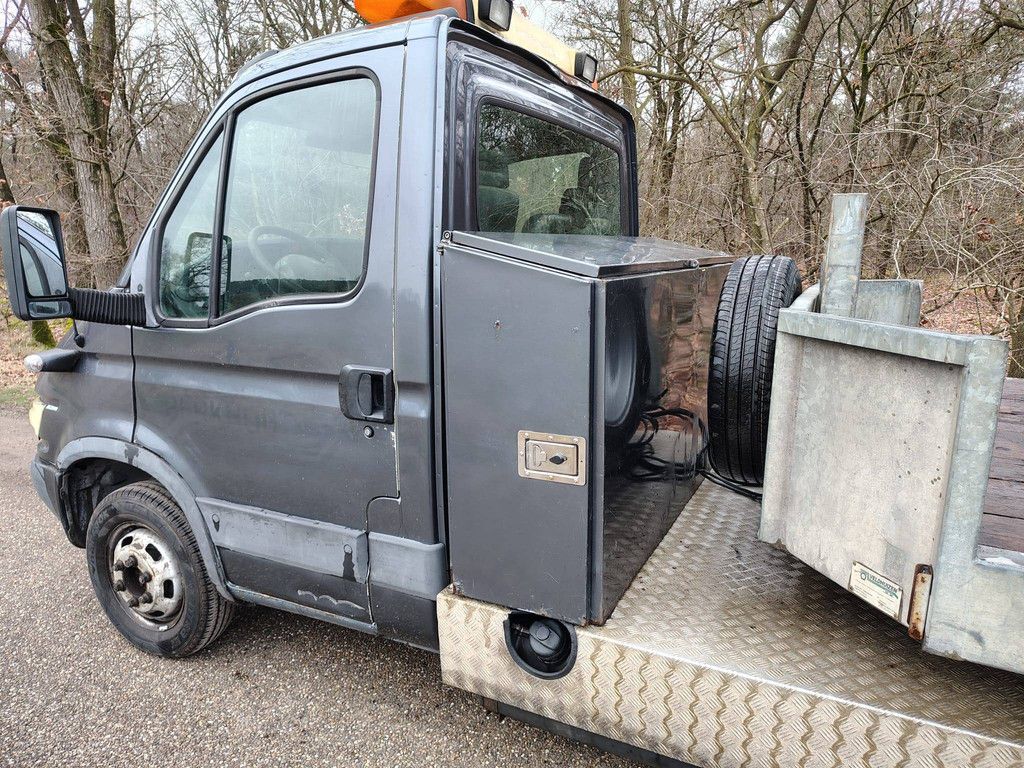 BE-Combination Iveco Daily 40C17 3.0 Diesel 170HP 2005 with JeepPass