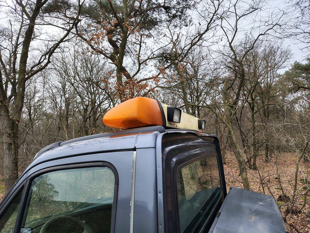 BE-Combination Iveco Daily 40C17 3.0 Diesel 170HP 2005 with JeepPass