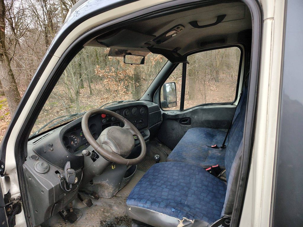 BE-Combination Iveco Daily 40C17 3.0 Diesel 170HP 2005 with JeepPass