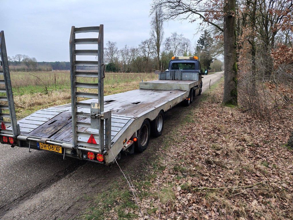 BE-Combination Iveco Daily 40C17 3.0 Diesel 170HP 2005 with JeepPass