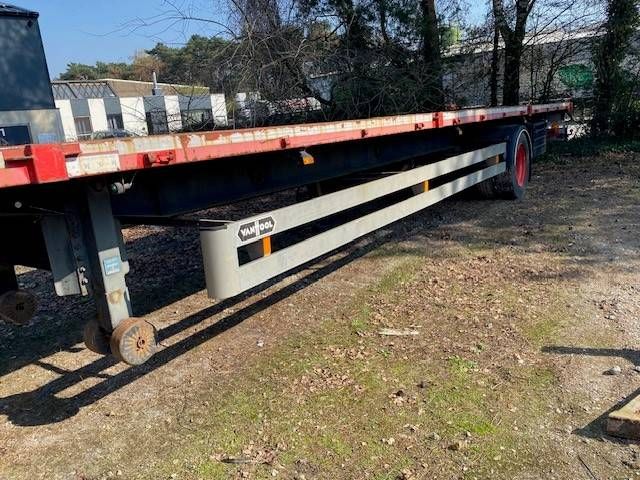 Vanhool offener Pritschenwagen