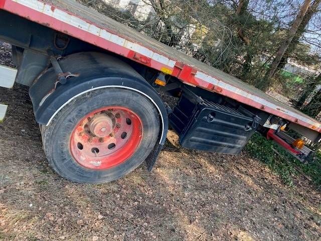 Vanhool offener Pritschenwagen