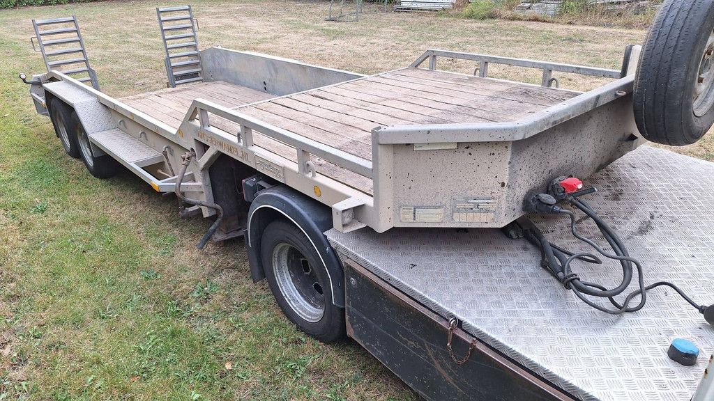 Semi-Low Loader Veldhuizen P29-2 5200kg 2011