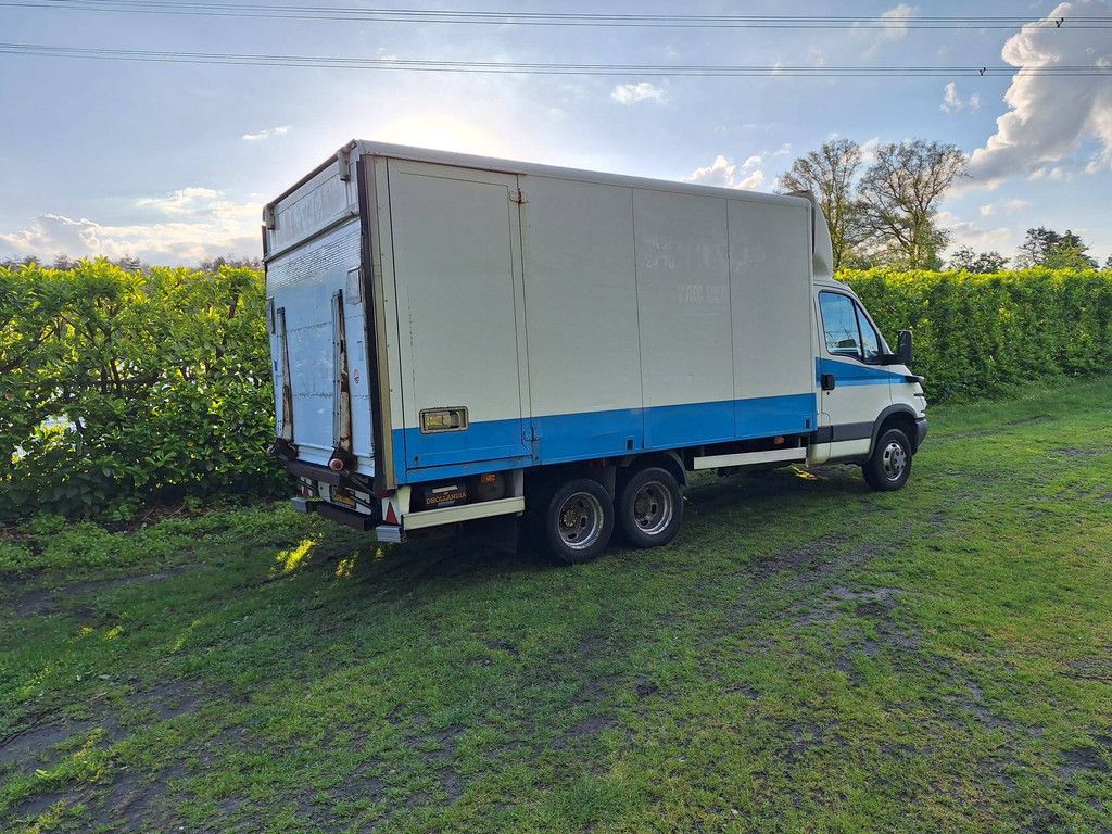 Box truck Iveco 40C 3.0l Diesel 136HP 2005