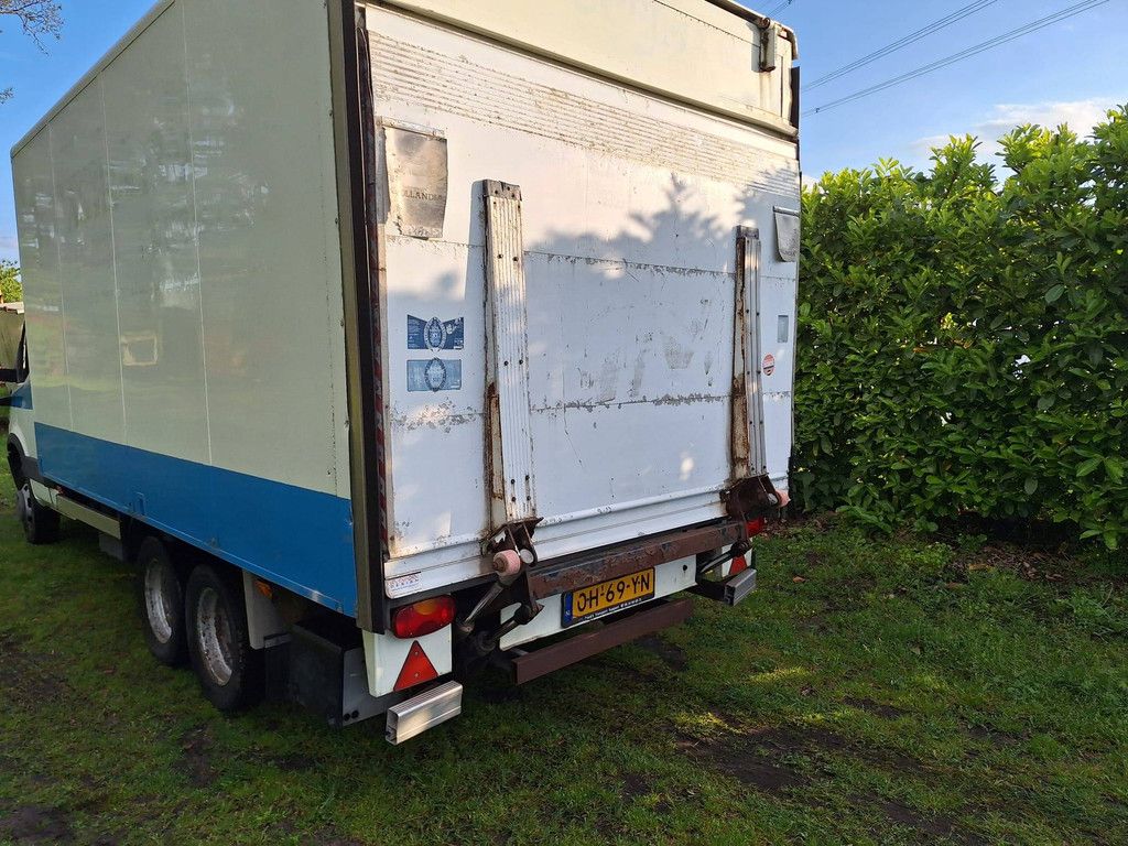 Box truck Iveco 40C 3.0l Diesel 136HP 2005