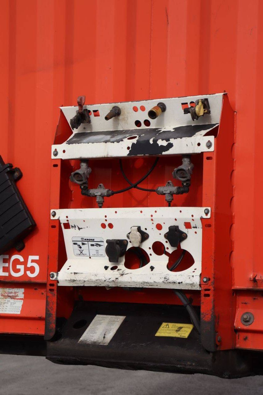 Krone SD 2017 Closed Semi-Trailer