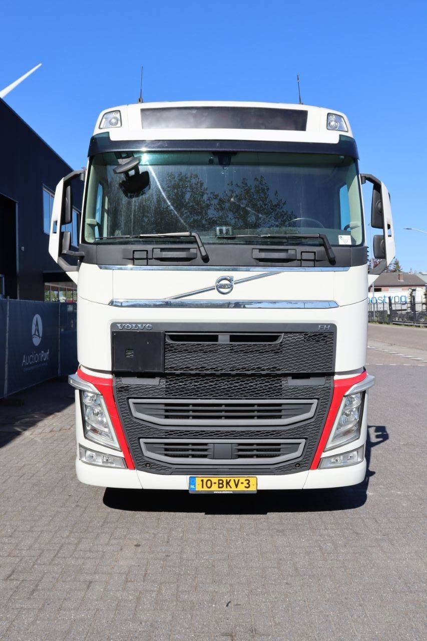 Chassis Cabin Volvo FH420 Diesel 429PK 2018