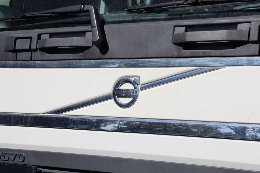 Chassis Cabin Volvo FH420 Diesel 429PK 2018