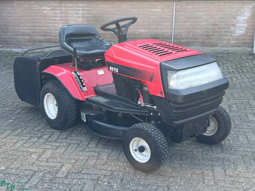 MTD Gebruikte Zitmaaier rijaandrijving kapot motor ok