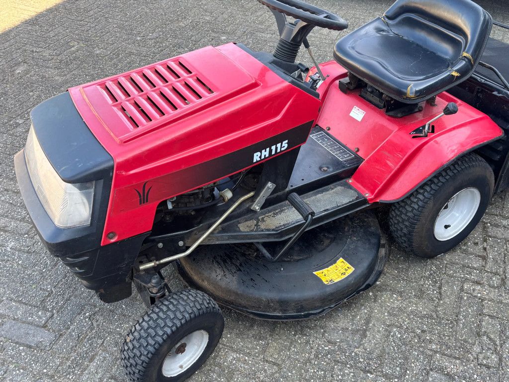 MTD Gebruikte Zitmaaier rijaandrijving kapot motor ok