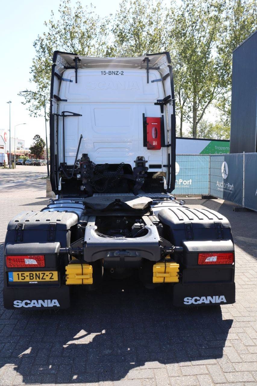 Fahrgestell mit Fahrerhaus Scania R410 Diesel 411PK 2019