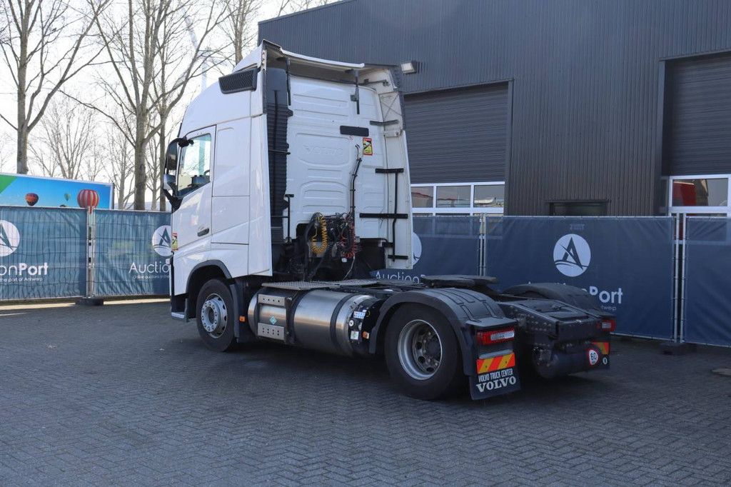Fahrgestell mit Fahrerhaus Volvo FH 460 LNG Diesel+CNG 345kW 2019