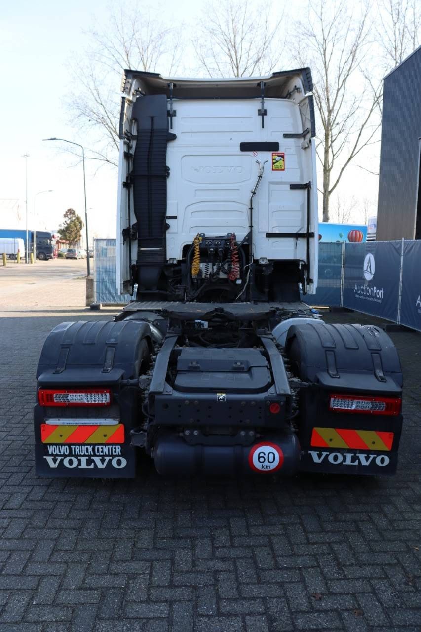 Fahrgestell mit Fahrerhaus Volvo FH 460 LNG Diesel+CNG 345kW 2019