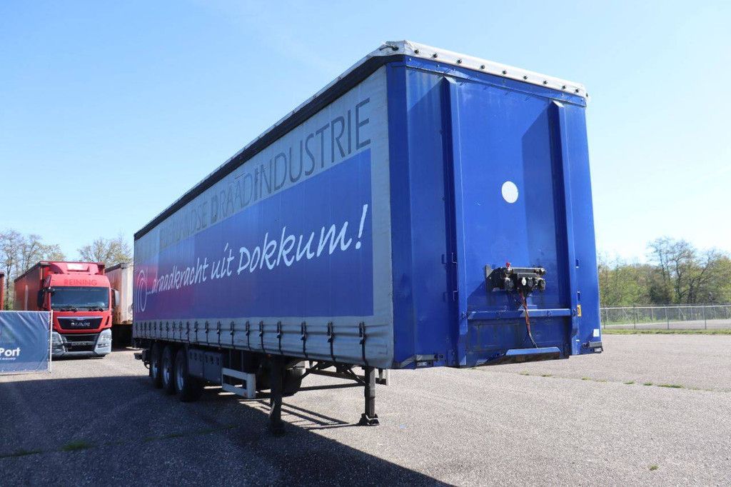 Curtainside semi-trailer Pacton T3-001 2004