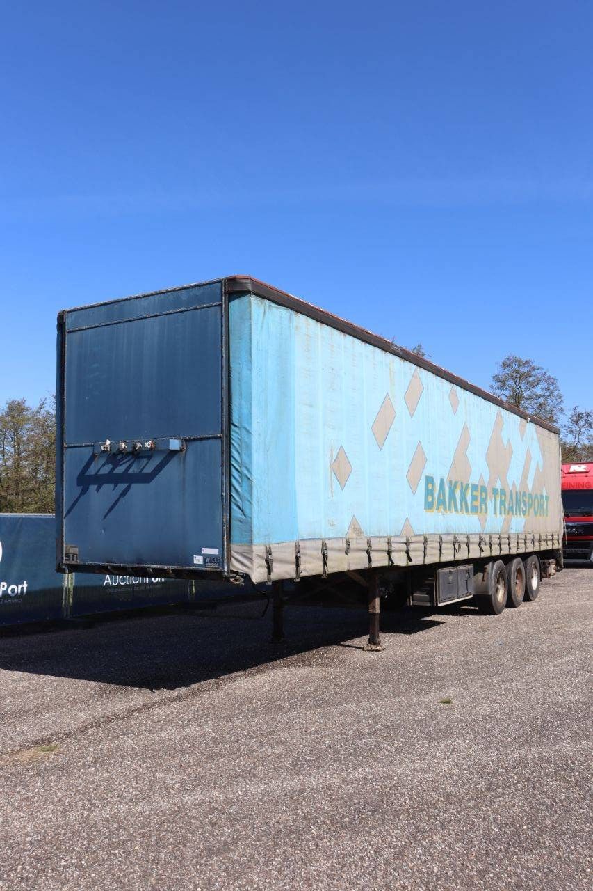 Planenauflieger, Boden FLO-12-27S, Baujahr 1993