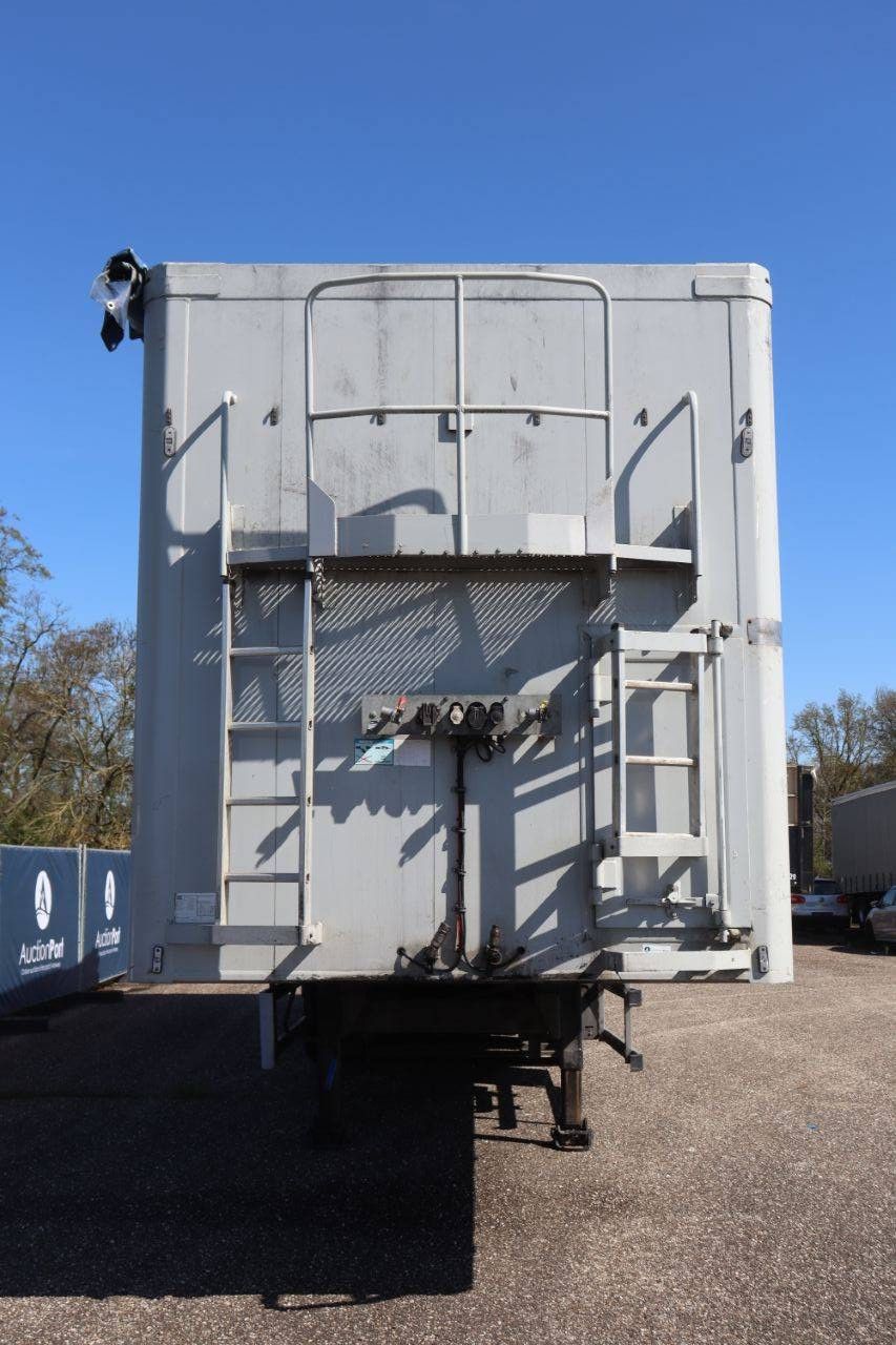 Geschlossener Sattelauflieger Knapen Trailers K100 2013