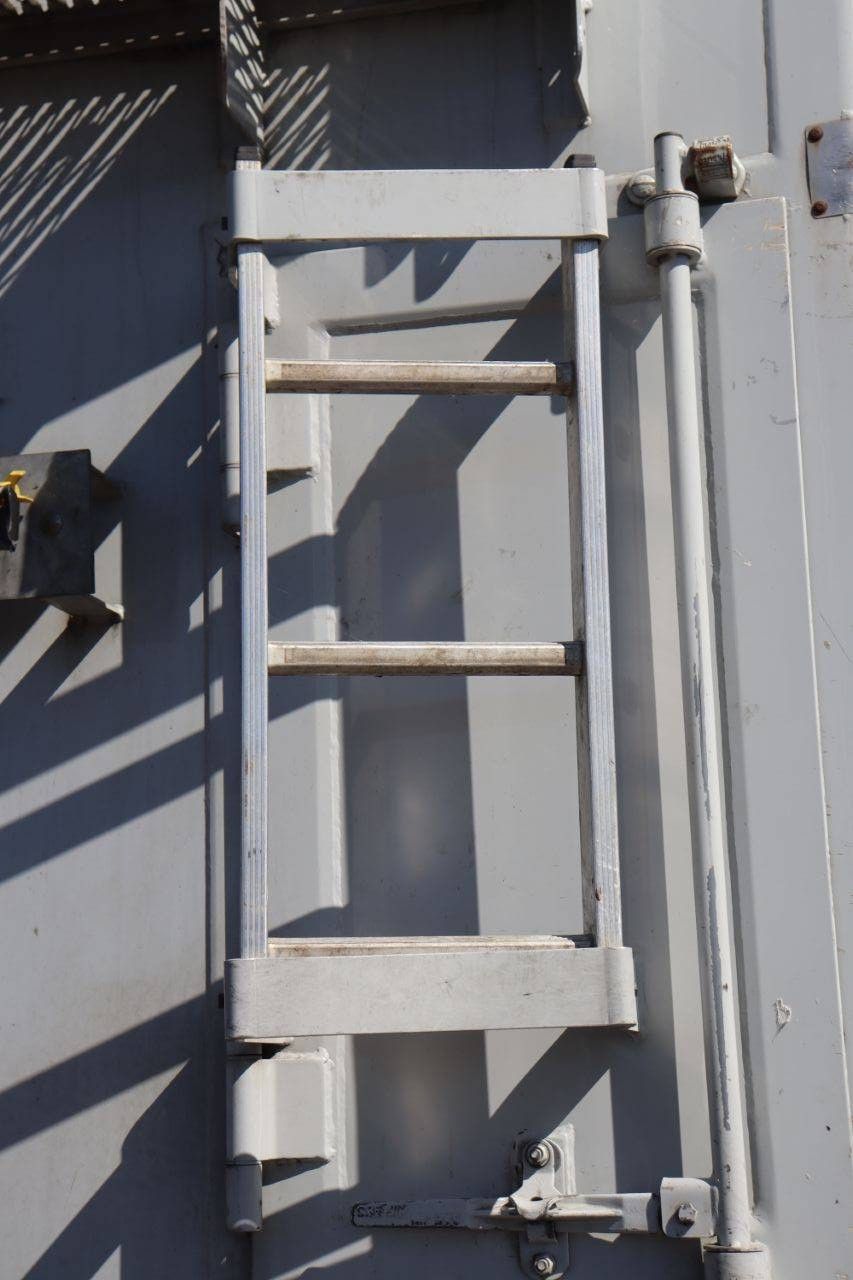 Geschlossener Sattelauflieger Knapen Trailers K100 2013