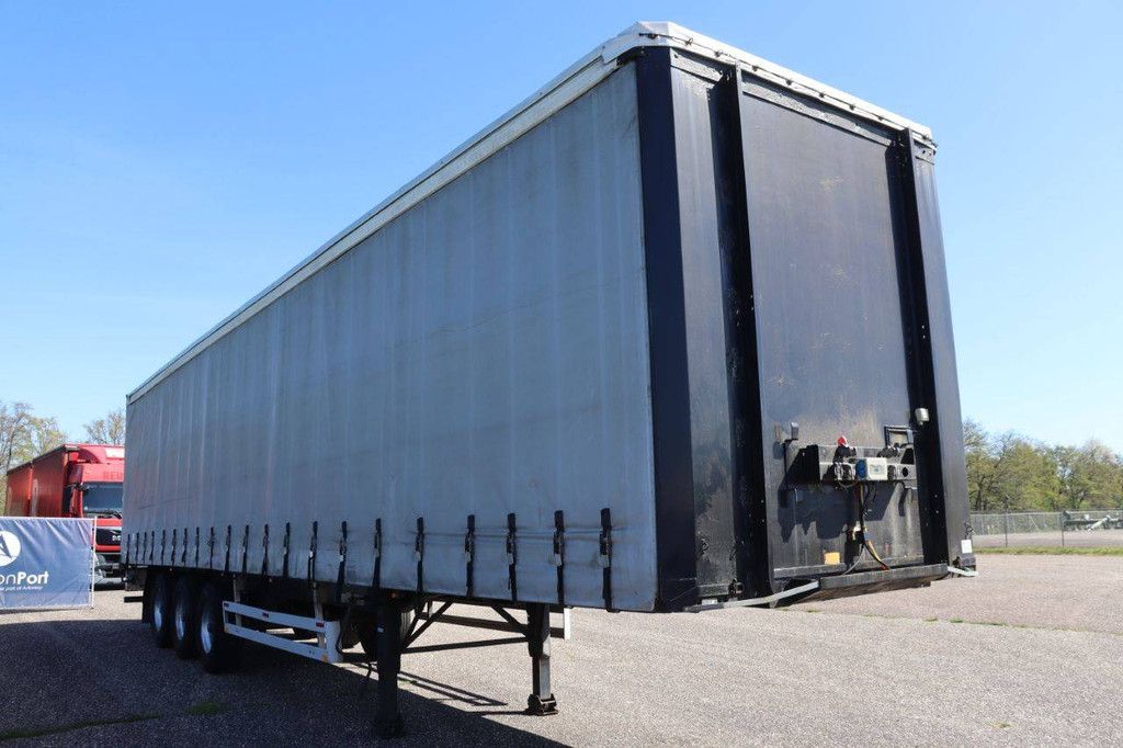 Curtainside semi-trailer Pacton T3-001 2002