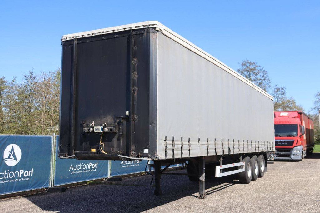 Curtainside semi-trailer Pacton T3-001 2002