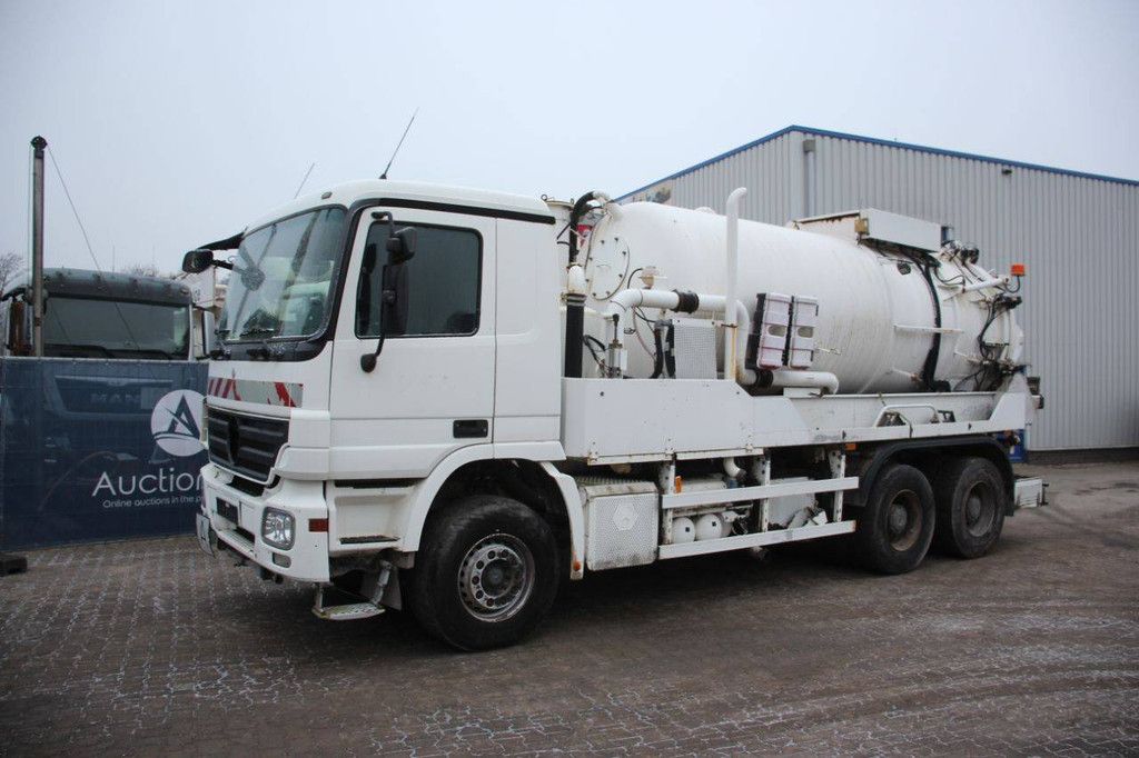 Vacuum Tanker Truck Mercedes-Benz 930.24 Diesel 2008