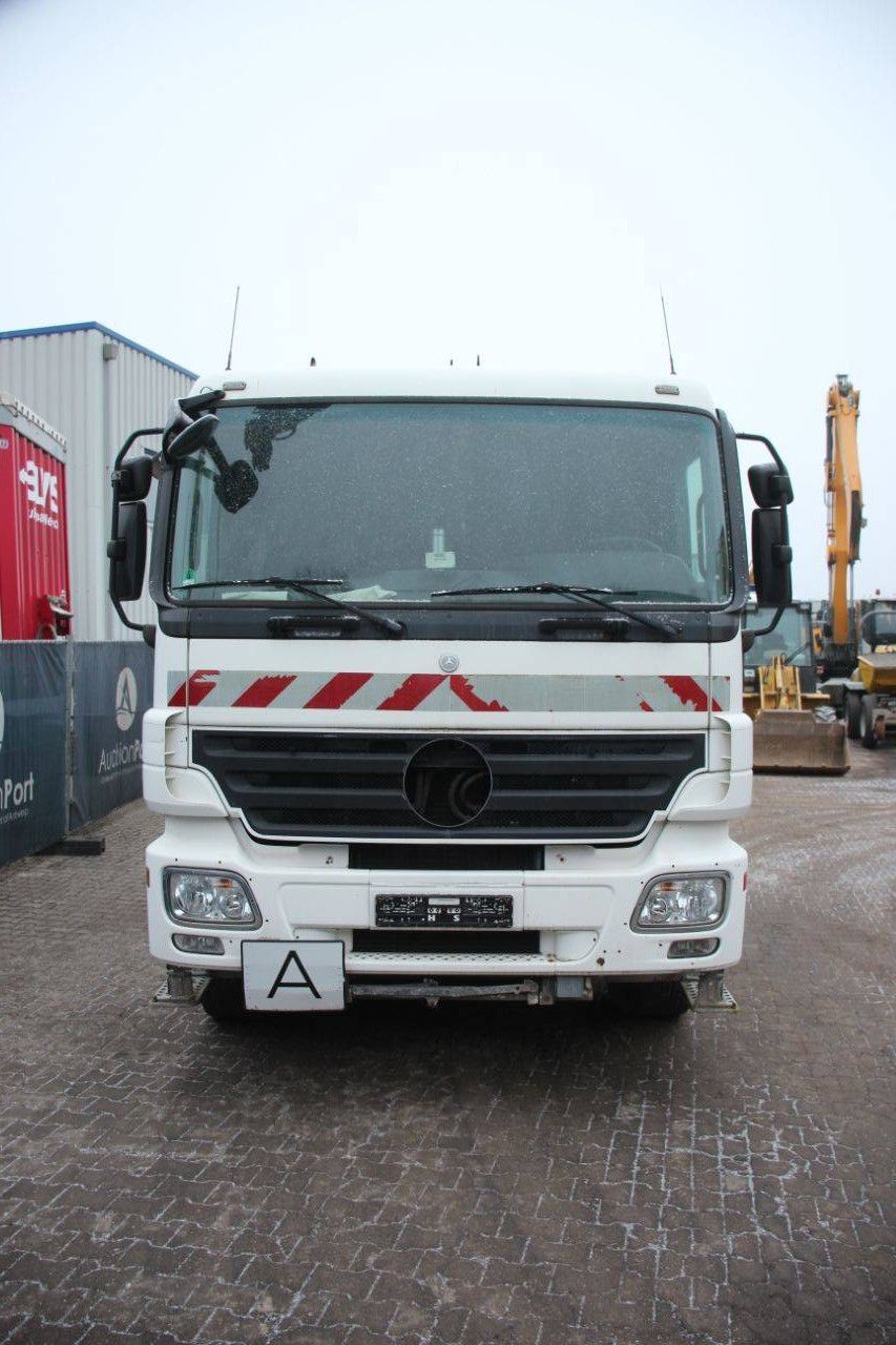 Vacuum Tanker Truck Mercedes-Benz 930.24 Diesel 2008