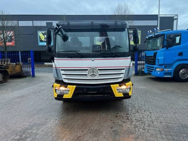 Mercedes-Benz 1327 Diesel Truck 2016 with Gantry Alarm