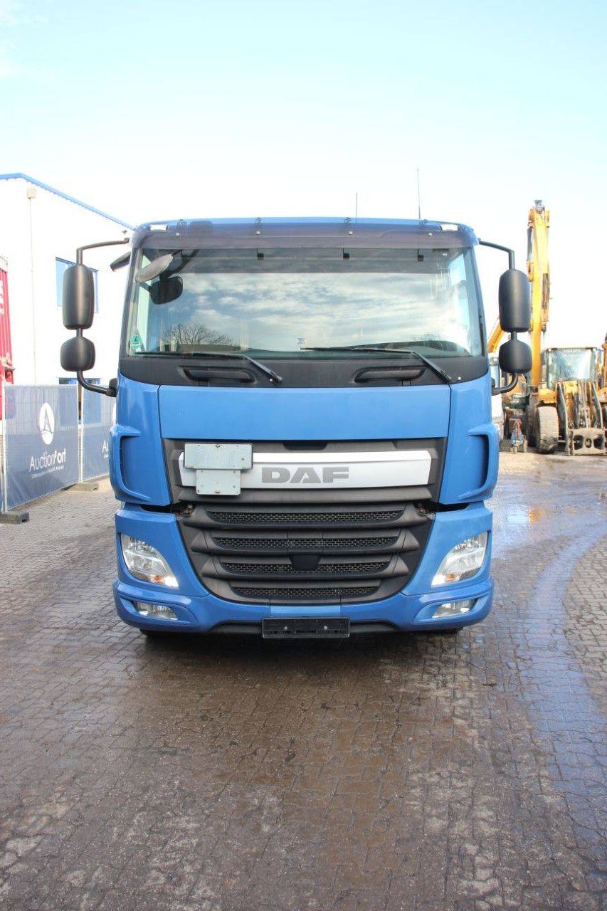 Chassis Cabin DAF CF EURO 6 Diesel 2015
