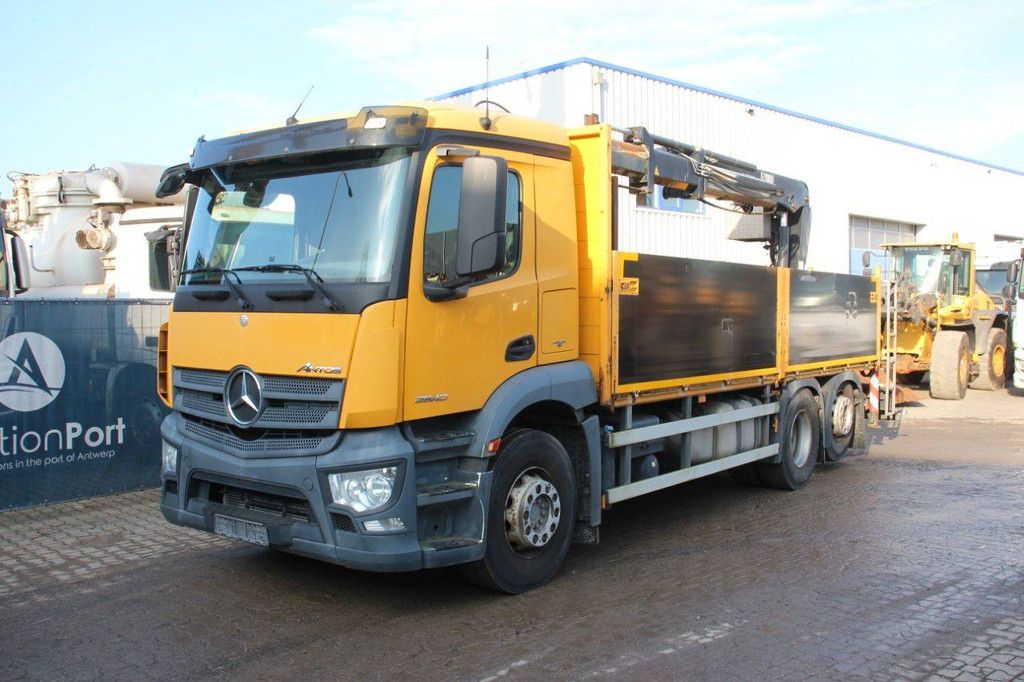 Crane truck Mercedes-Benz Antos 2540 Diesel 2014