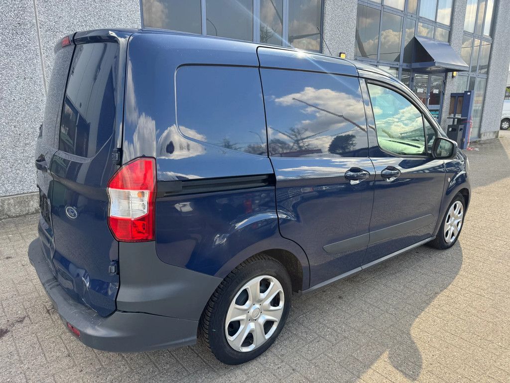 Ford Transit Courier **EURO 5-BELGIAN ORIGINE-AIRCO**