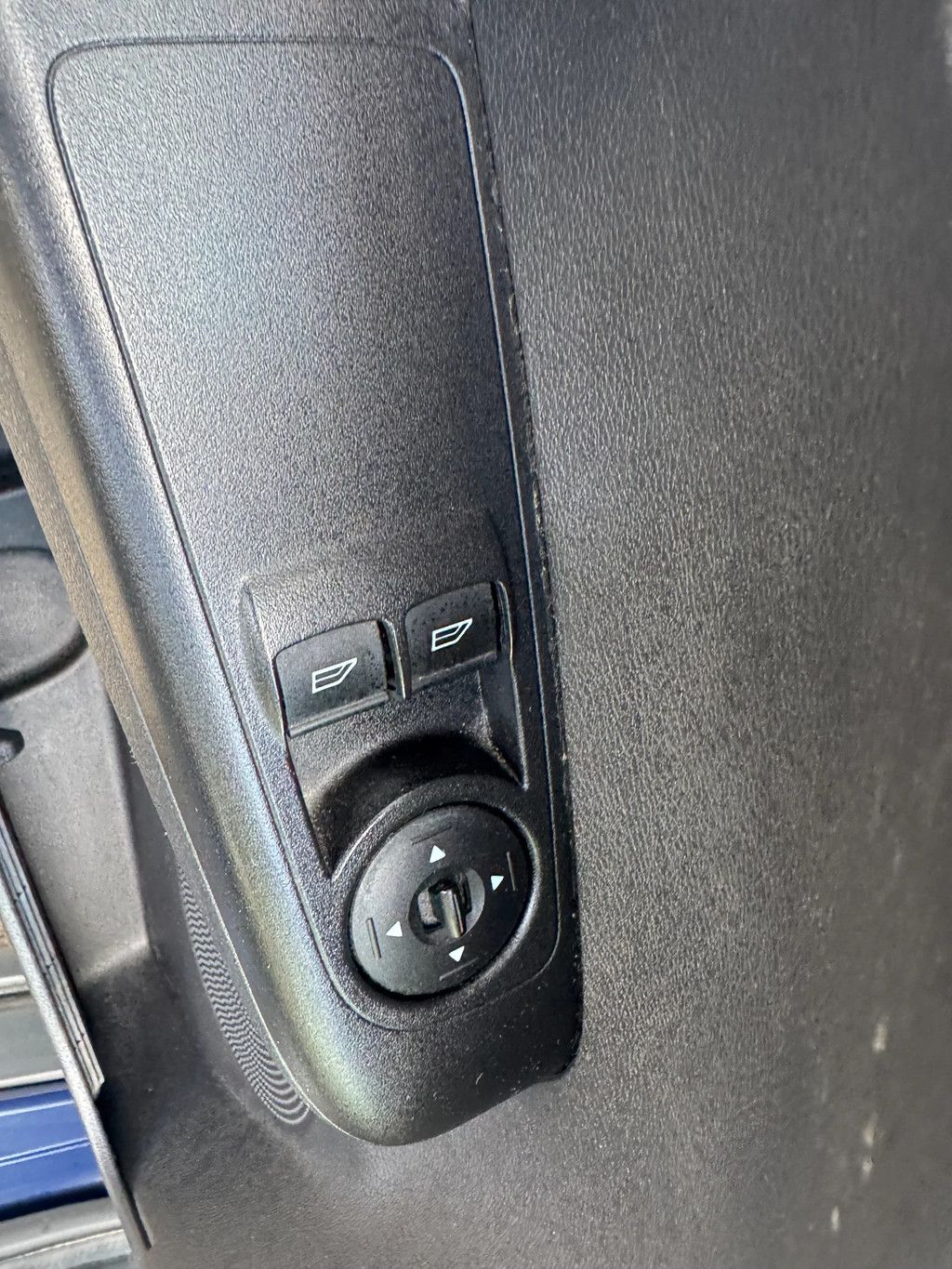 Ford Transit Courier **EURO 5-BELGIAN ORIGINE-AIRCO**