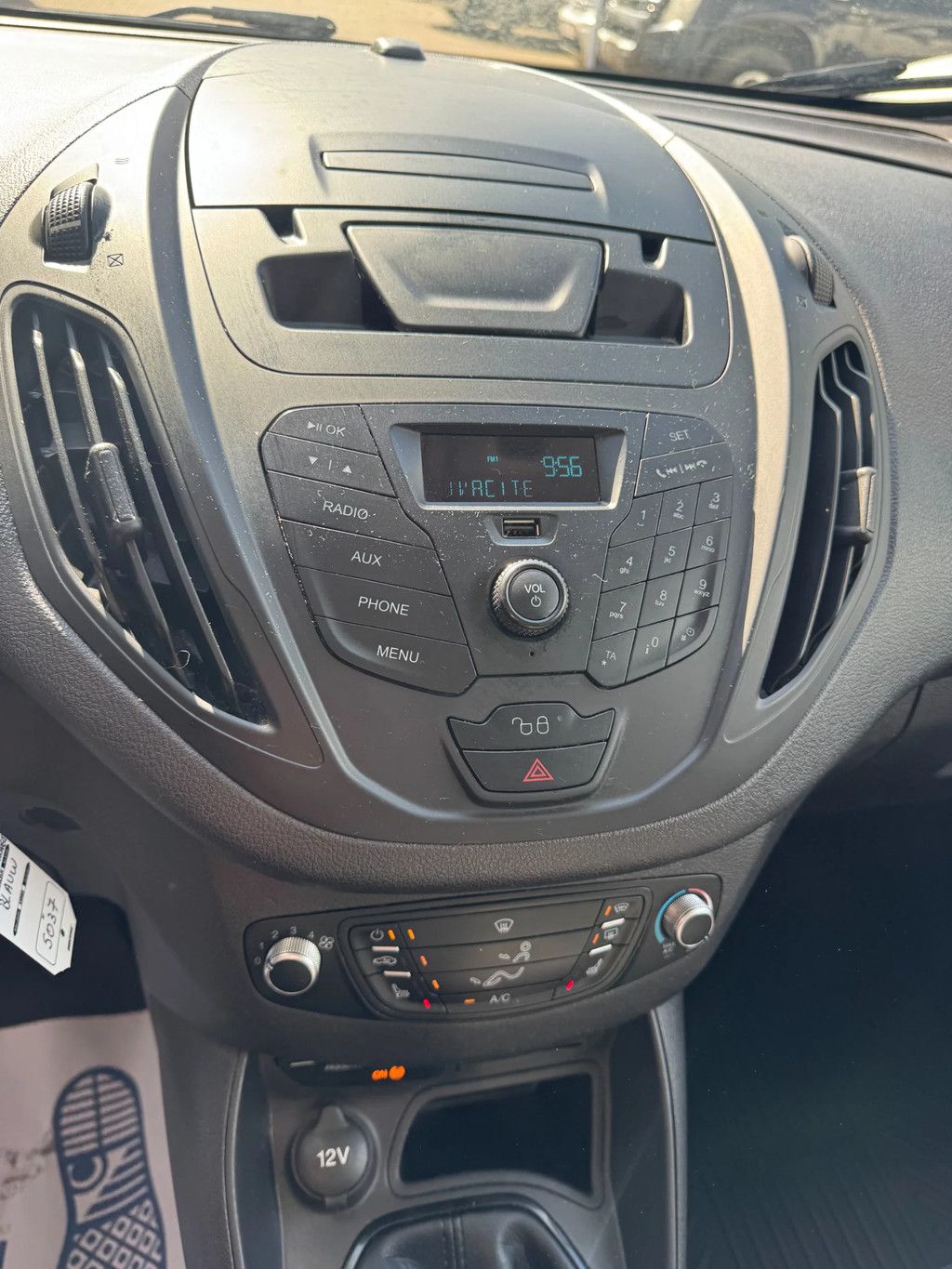 Ford Transit Courier **EURO 5-BELGIAN ORIGINE-AIRCO**