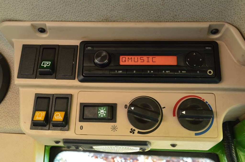 Fendt 210 VA Vario S3 Smalspoor/Fruitteelttractor