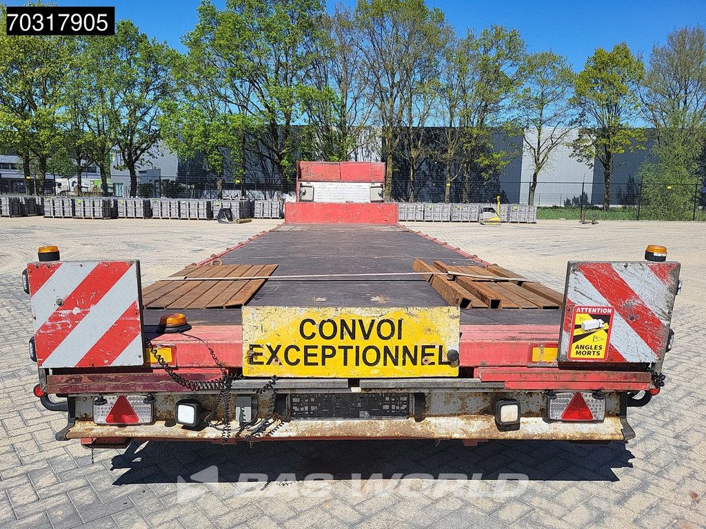 Fliegl SDS 390 3x2 2x Steering Axle 1x Lift Axle