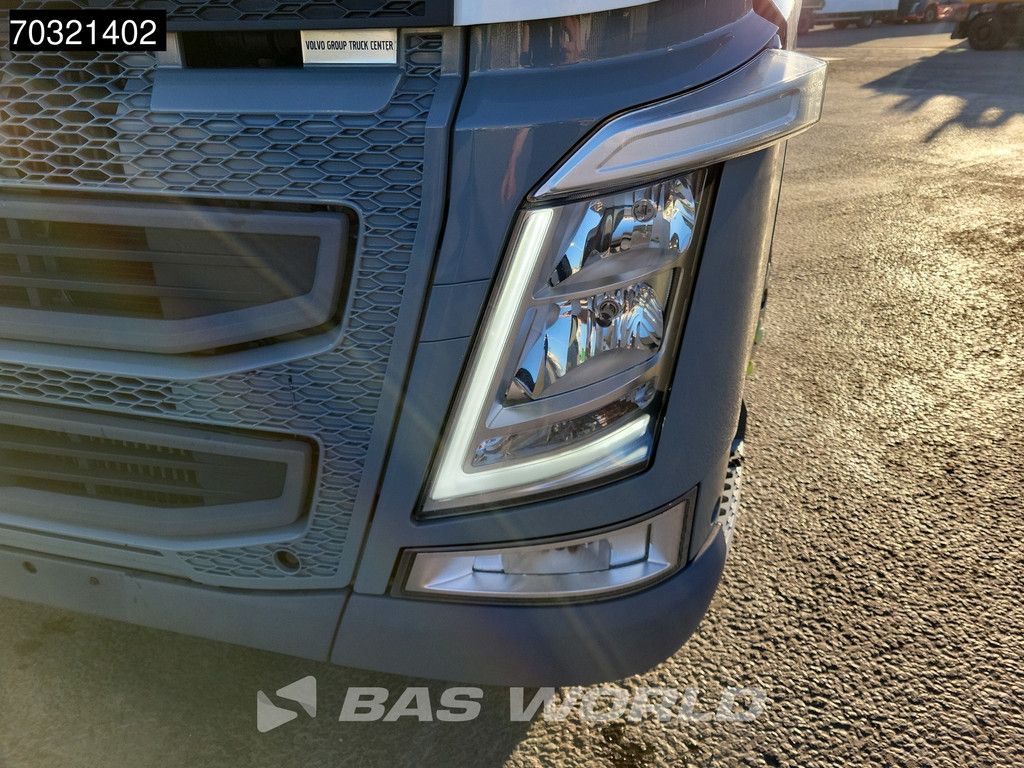 Volvo FH 460 4X2 LNG! ADR ACC